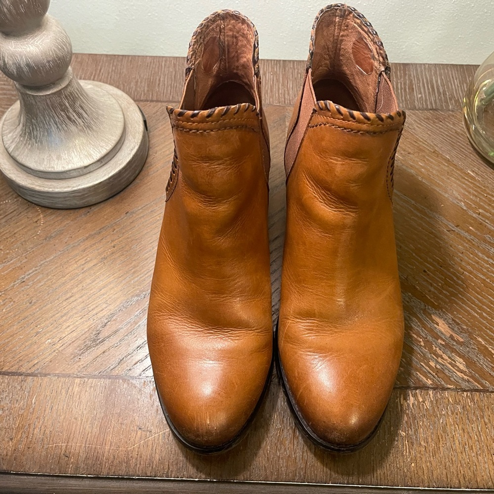 PIKOLINOS Brown Leather Ankle Booties